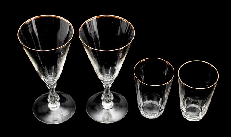 GLASSERVIS, 32 del, Trelleborgs Glasbruk.