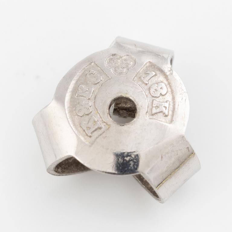 Earrings 18K white gold with pearls and brilliant-cut diamonds, probably from the first half of the 20th century.