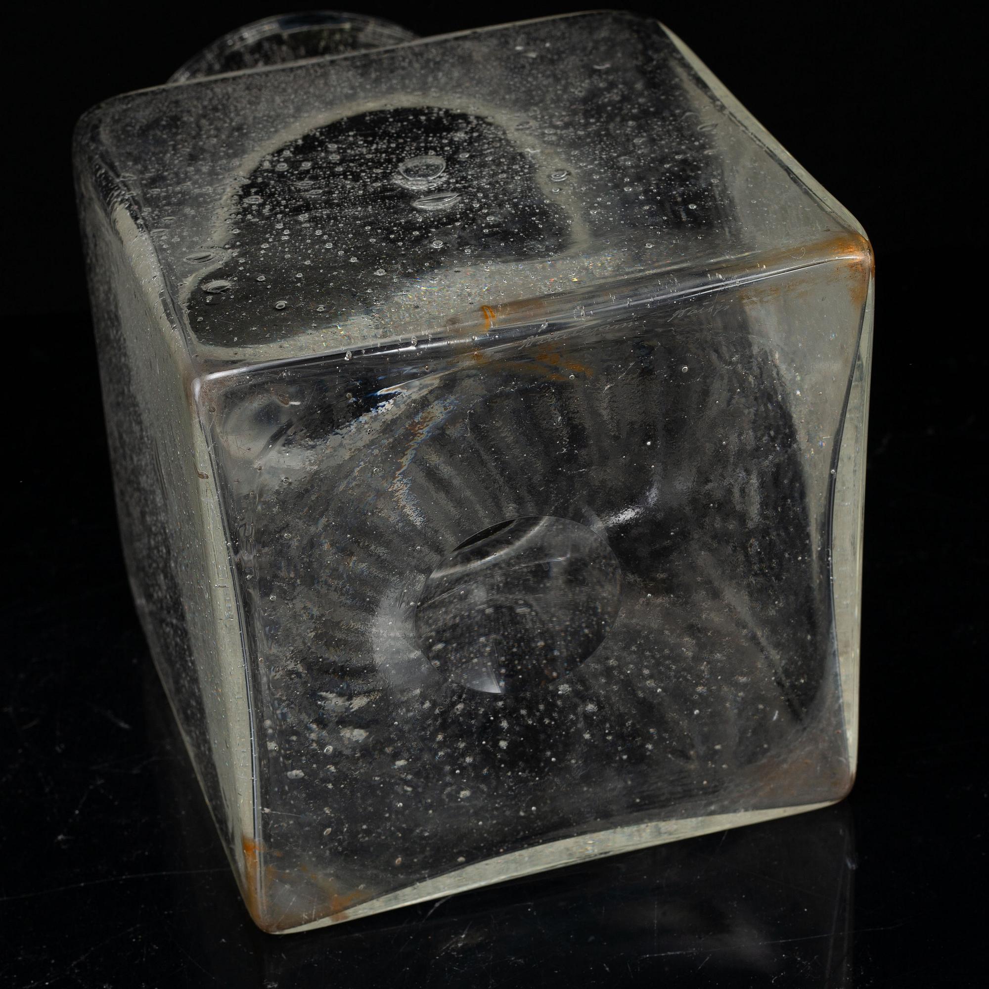 KAJ FRANCK, a "Sargasso" glass vase, Nuutajärvi Notsjö, Finland 1960's.