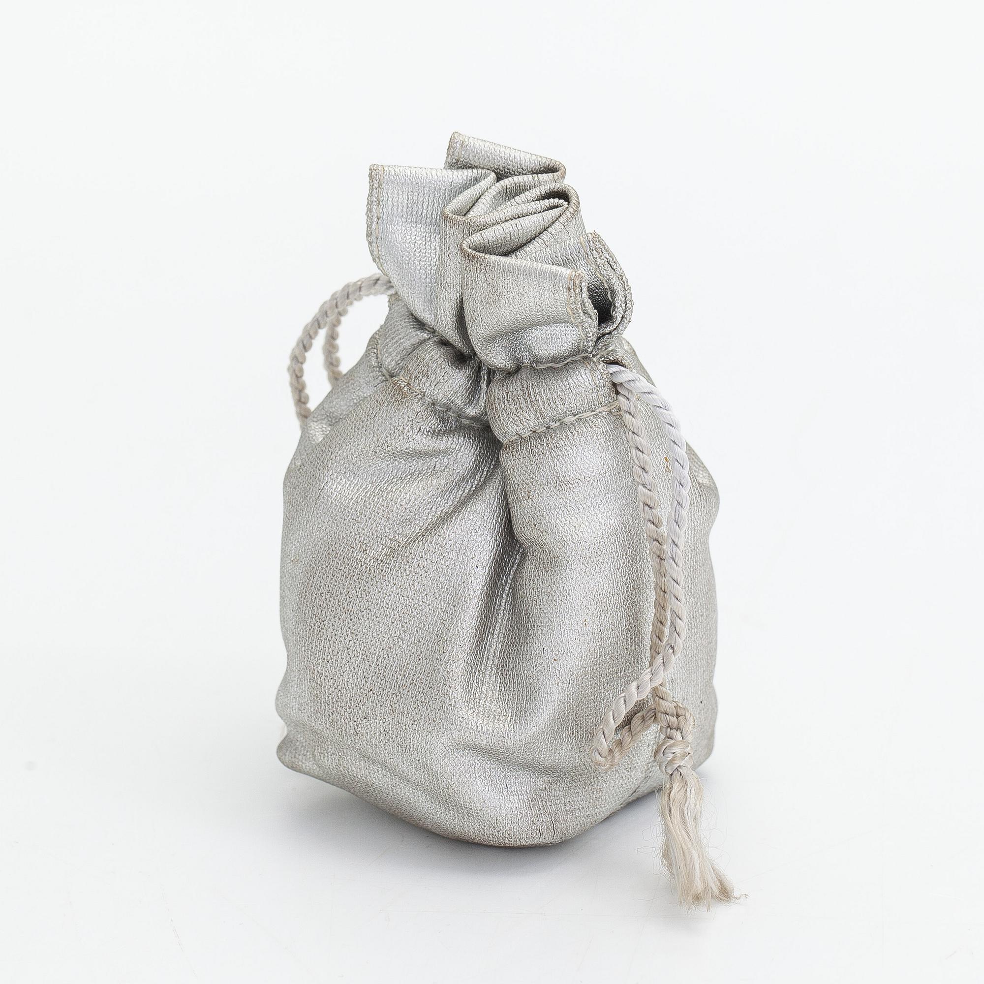 Björn Weckström, ring "Förstelnad sjö", sterlingsilver och akryl, Lapponia 1972.