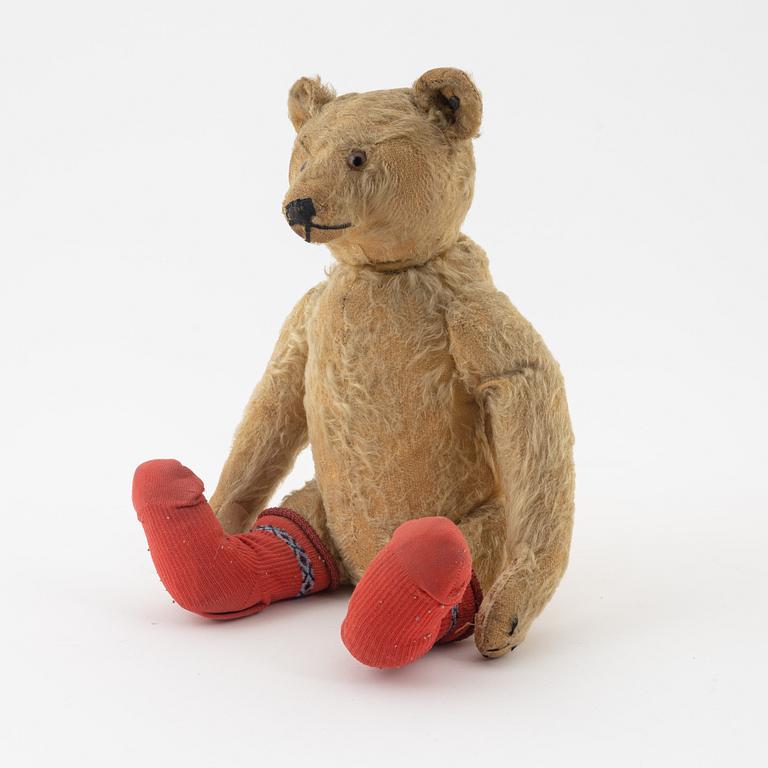a Steiff teddy bear, Germany, first half of the 20th century.