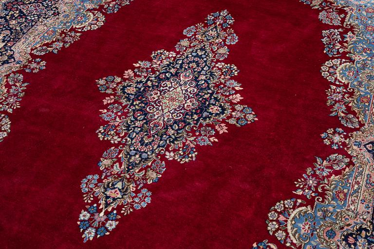 Kirman, salon carpet, approx. 420 x 300 cm.