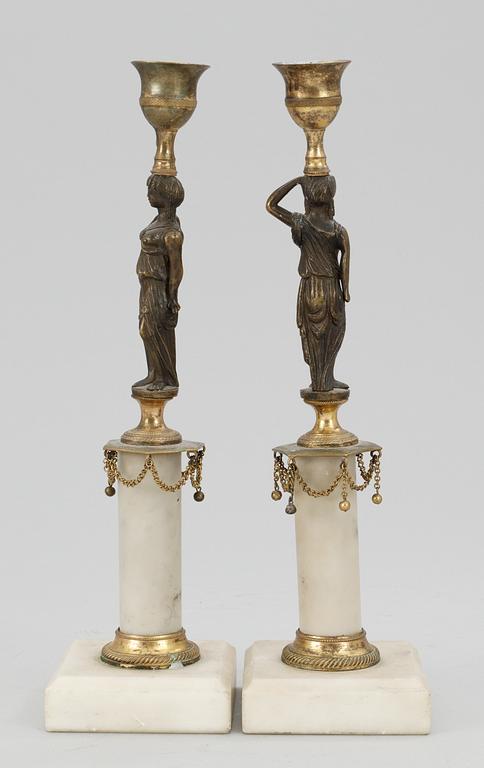 LJUSSTAKAR, ett par. Sengustavianska.