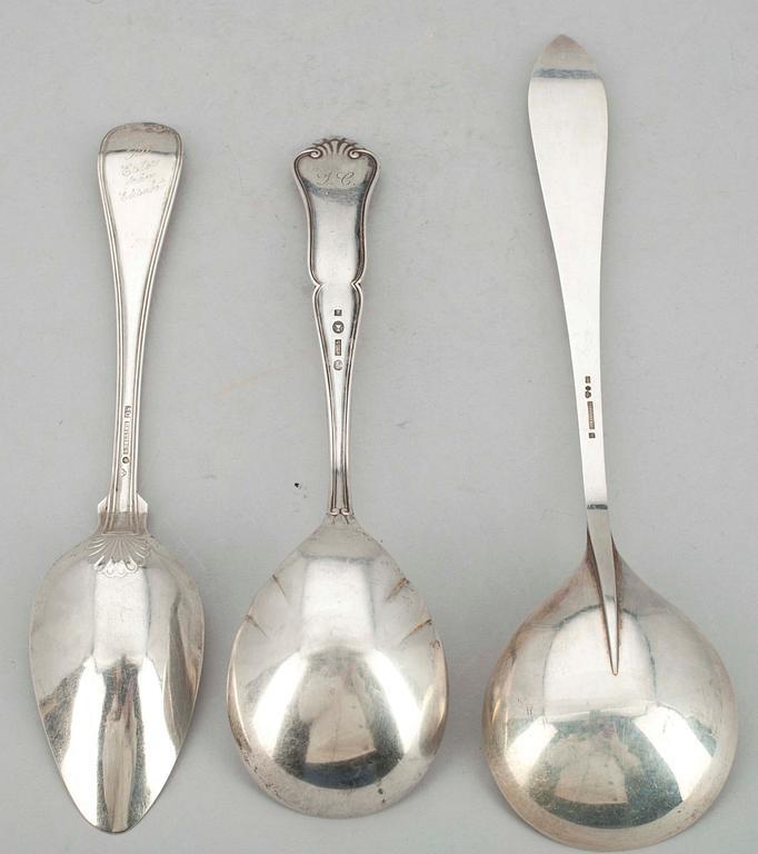 SKEDAR, 3 st olika, silver. Bl.a. Anders Nilsson, Lund, 1915. Sverige och Norge. Tot. vikt ca 188 g.