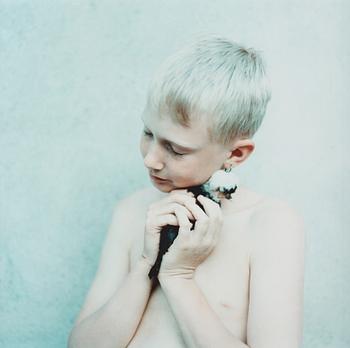 16. Anna Clarén, "Pojken med fågeln", 2006.