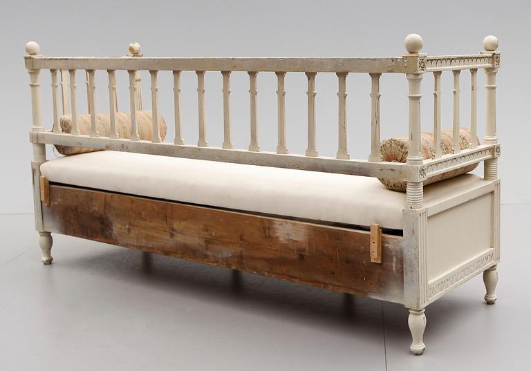 SOFFA, gustaviansk stil, 1800-tal.