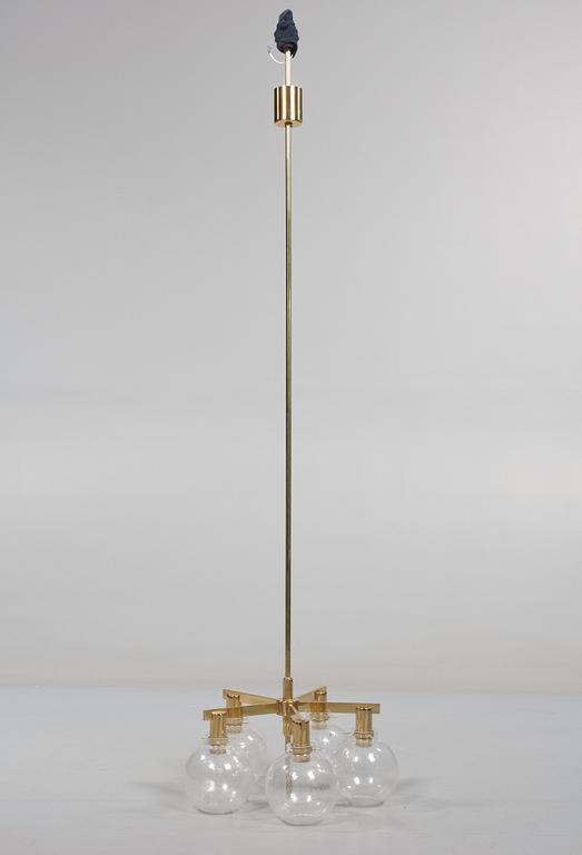 TAKLAMPA, Hans Agne Jakobsson, Markaryd, 1900-talets andra hälft. Höjd ca 230 cm.