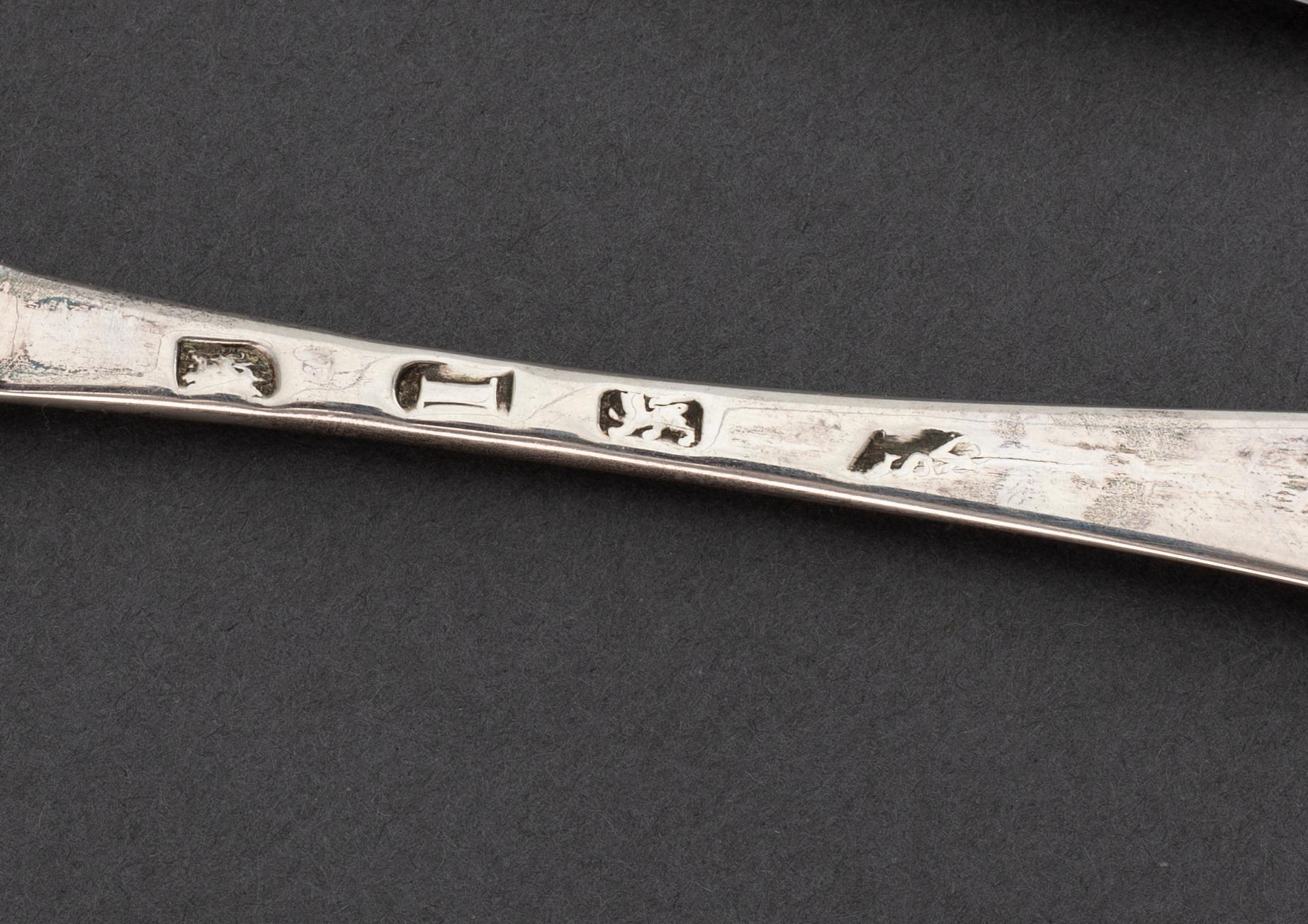6 English silver spoons, 18th century.