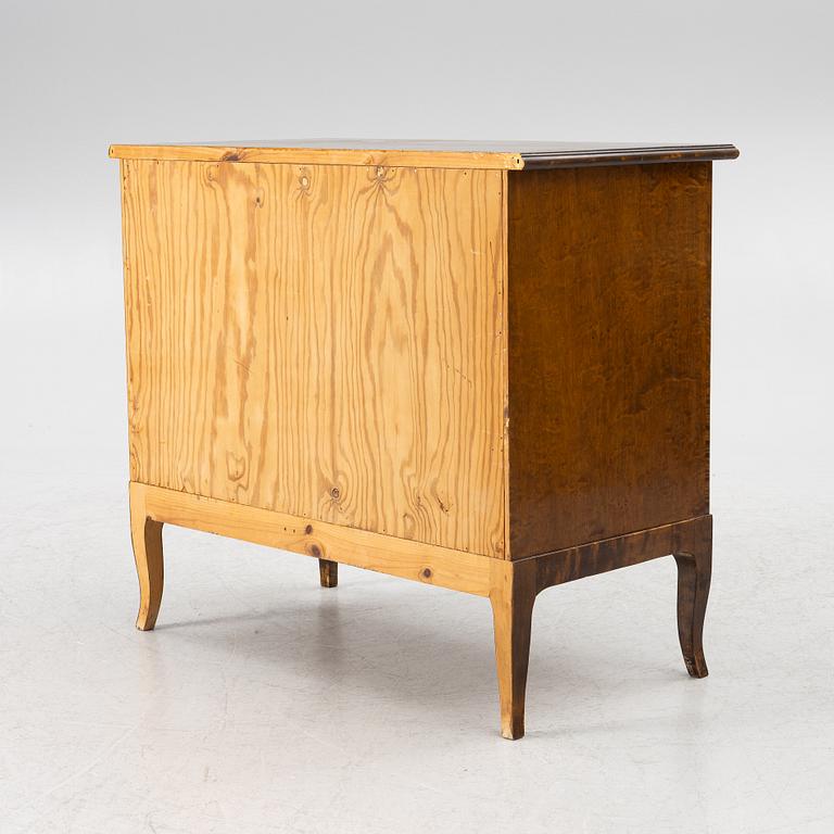 A chest of drawers, 1920s/30s.