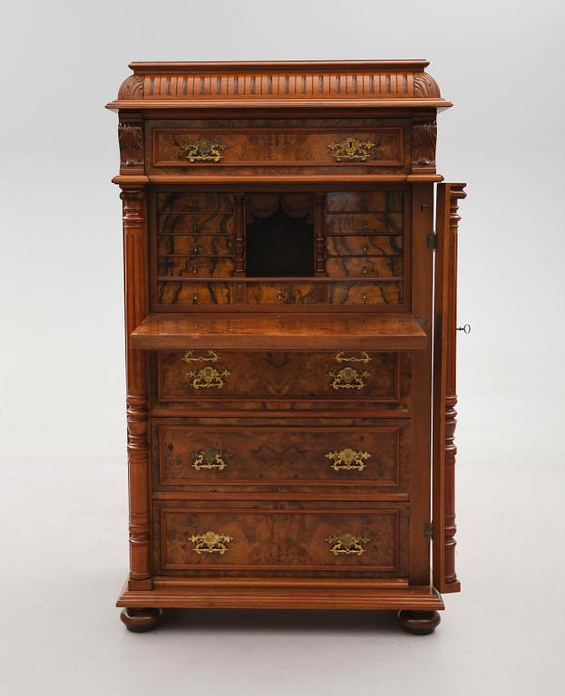 CHIFFONJÉ, 1800-talets andra hälft.