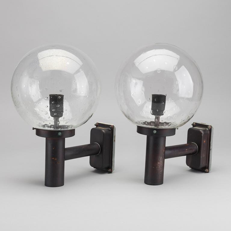 A PAIR OF OUTDOOR WALL LAMPS FAGERHULTS.