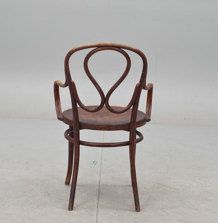 KARMSTOL. Thonet. 1900-talets första hälft.