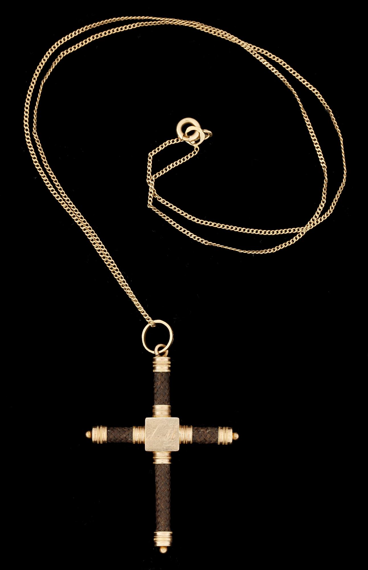 HÄNGE OCH HALSKEDJA, 18k guld, hårarbete, Sverige, möjligen 1826. Totalvikt ca4g.