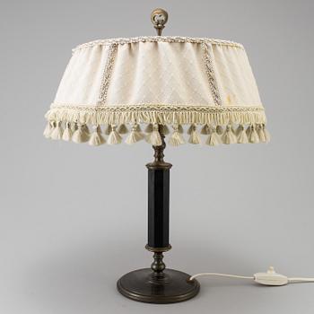 A 20th century table lamp.