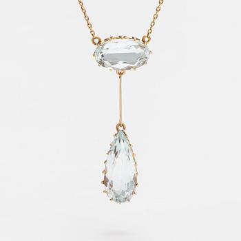 An 18K gold necklace with aquamarines.