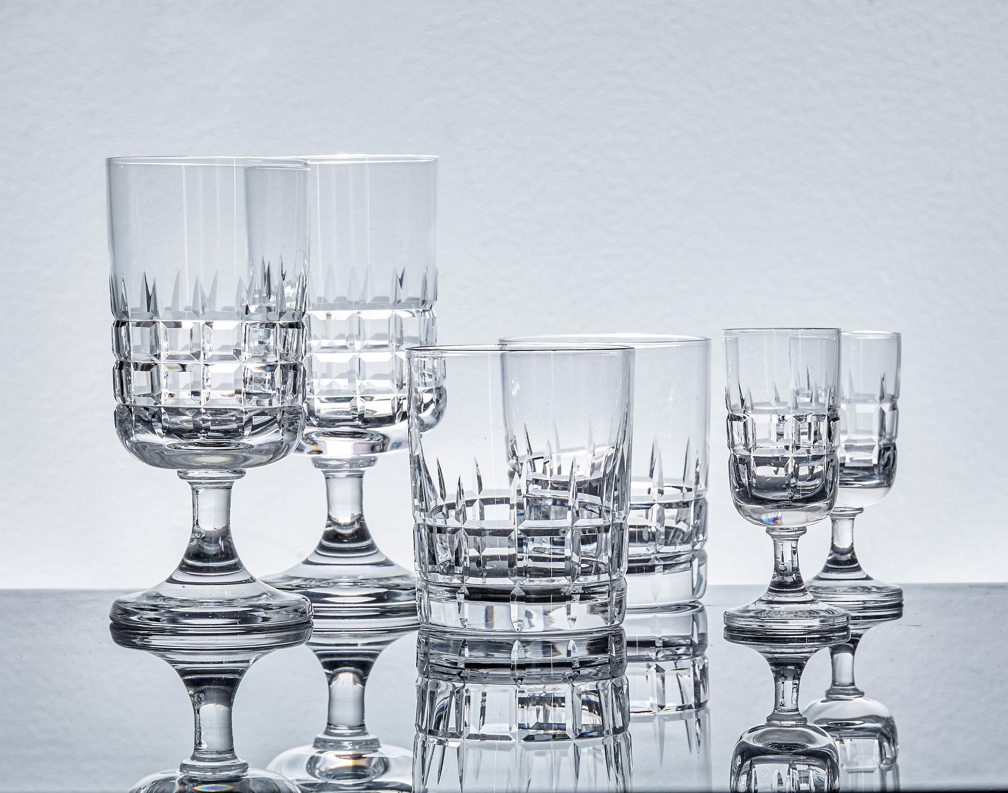 GLASSERVIS, glas, 6+6+9, "City" Vicke Lindstrand.