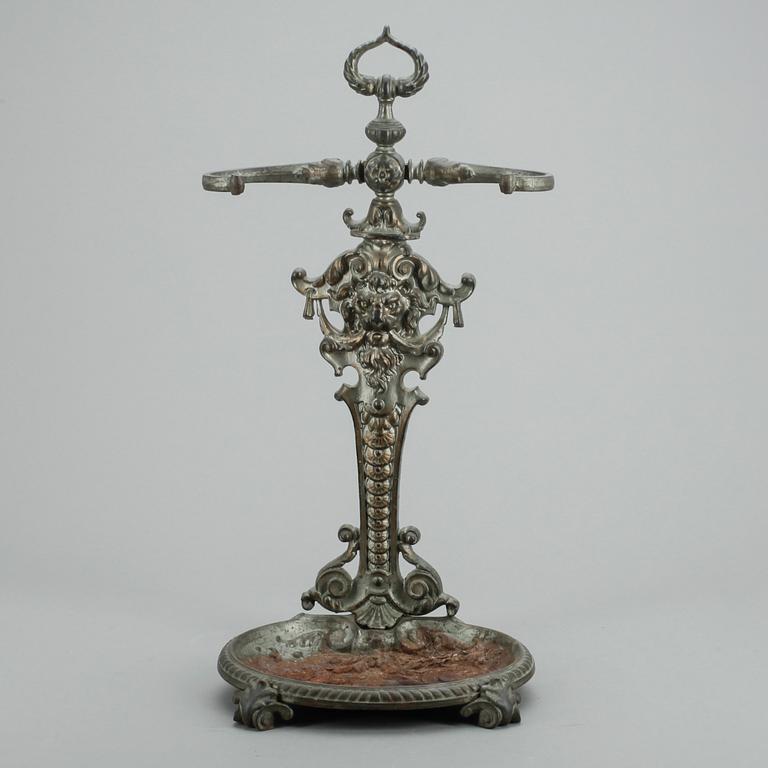 PARAPLYSTÄLL, gjutjärn, omkring sekelskiftet år 1900.