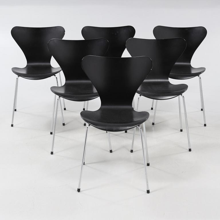 STOLAR, 6 st, "Sjuan", Arne Jacobsen, Fritz Hansen, 2002.