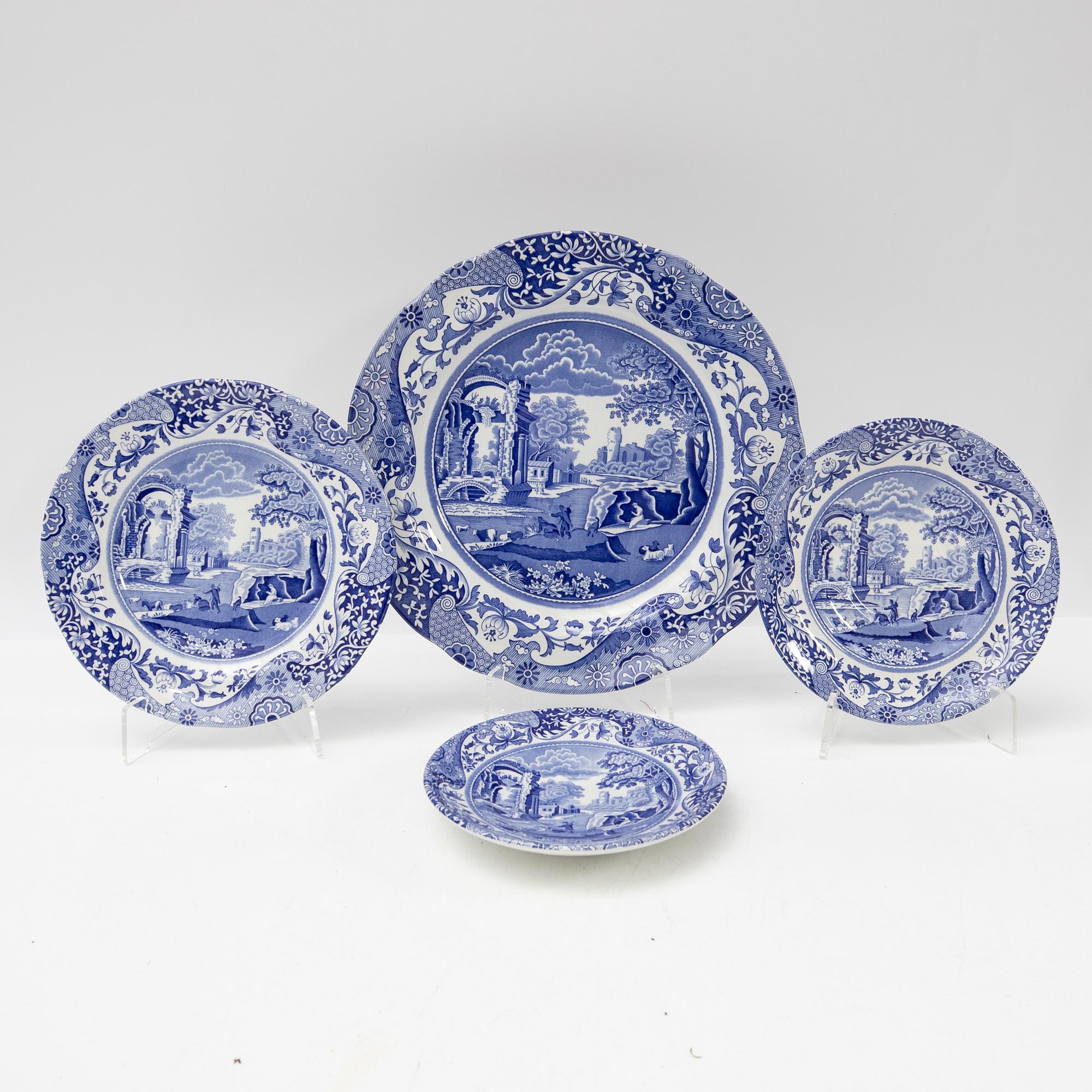 Food and coffee service, 40 pieces, Spode Italian, England.