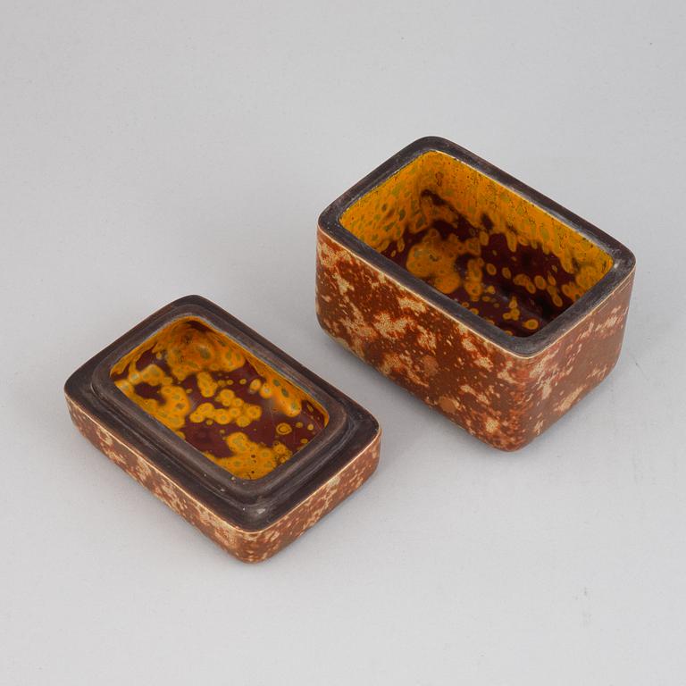 Hans Hedberg, a glazed ceramic lidded box, Biot, France, signed Hbg.