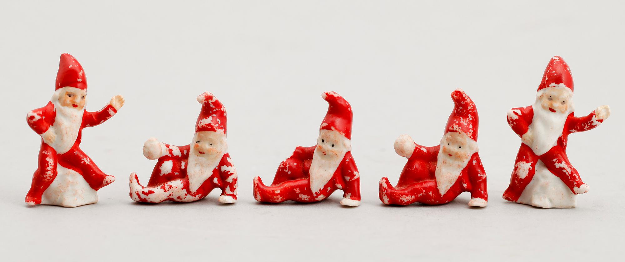 FIGURER, 5 st, biskvi, 1800-/1900-tal.