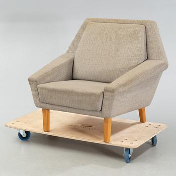 A 1960s lounge chair.