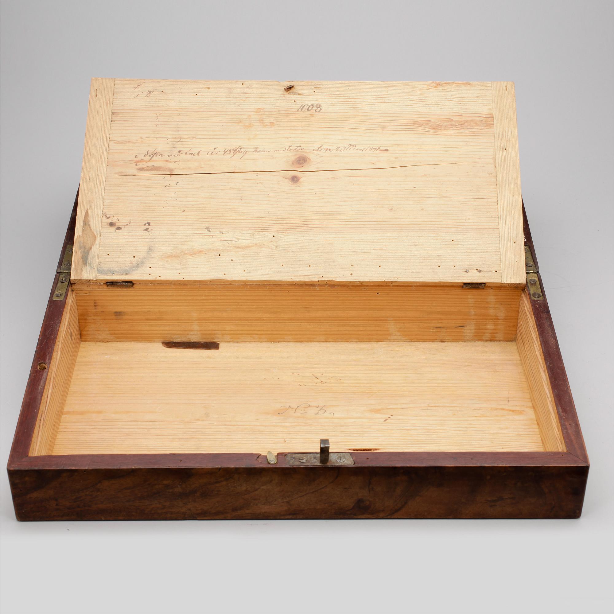 SKRIVSCHATULL, sengustavianskt, 1800-talets början.