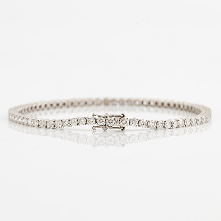 Tennisarmband 18K vitguld med briljantslipade diamanter totalt 3.82 ct.