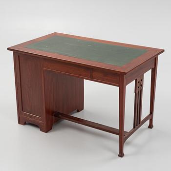 Skrivbord, engelsk stil, 1900-talets första hälft.