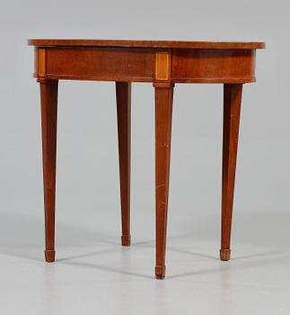 BORD, delvis omkring år 1800.