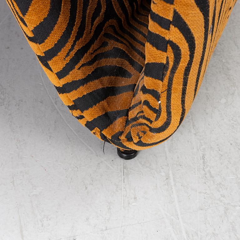 Jan Ekselius, fåtölj med fotpall, "Etcetera", JO Carlssons Möbelindustri, Vetlanda, 1970-tal.