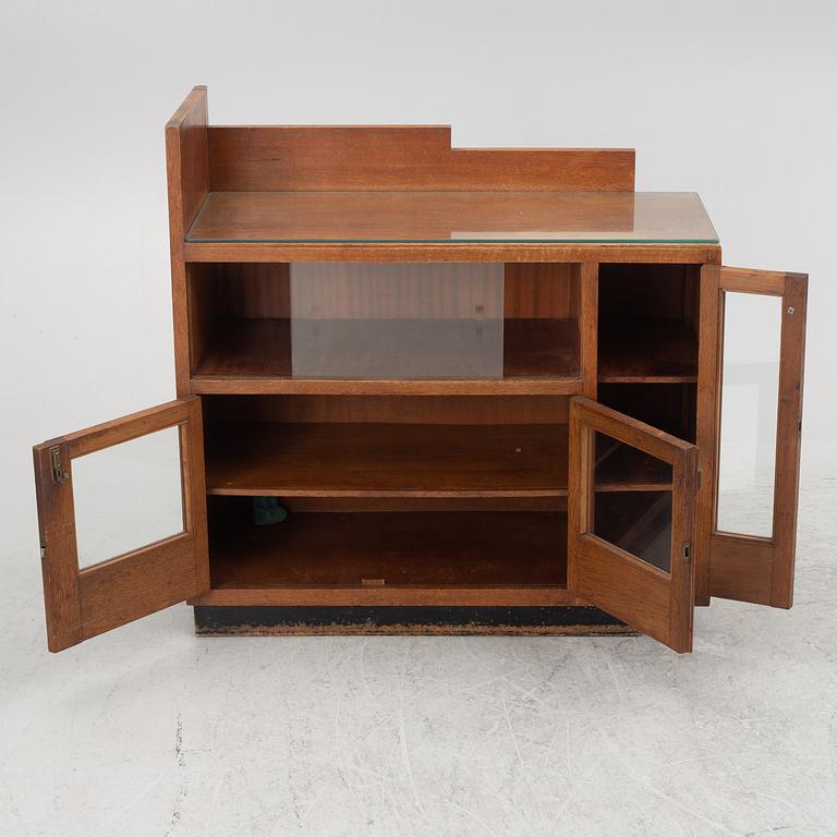 A display cabinet, first half of the 20th century.