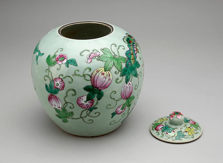 LOCKURNA, porslin, Kina, 1800-tal.