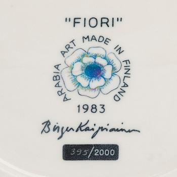Birger Kaipiainen, vati, posliini, "Fiori" 395/2000, Arabia 1983.