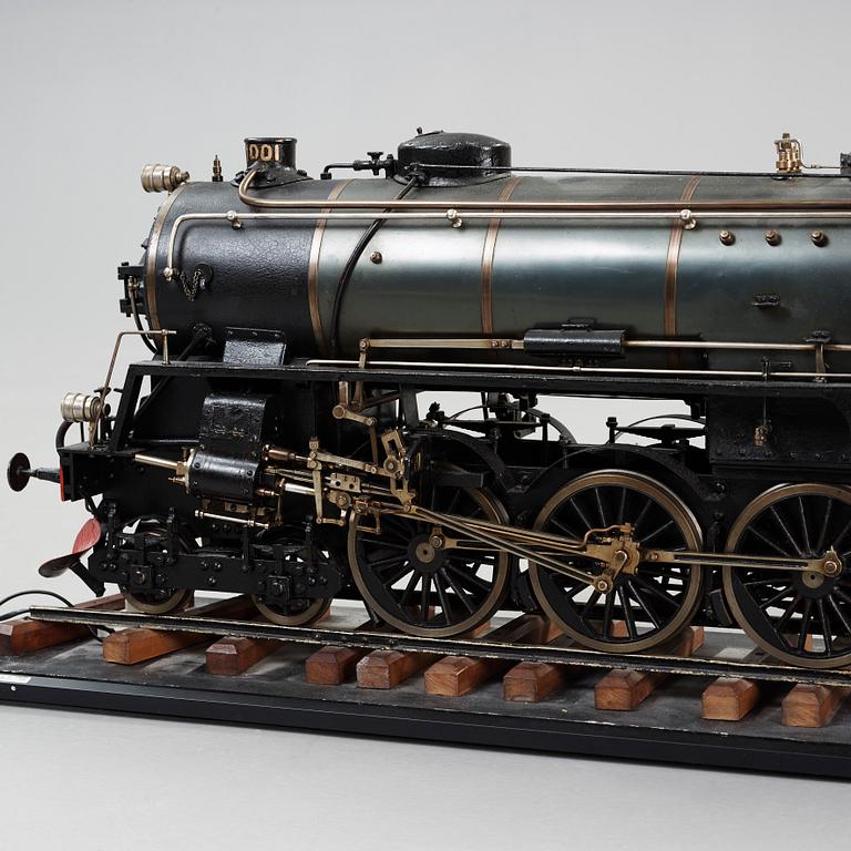 MODELL AV ÅNGLOK, modell A 1001, möjligen utfört av Sture Petterson, Kalmar. Bär datering 1926.