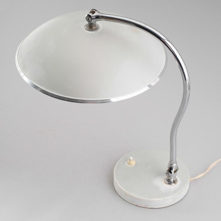 BORDSLAMPA, 1900-talets andra hälft.