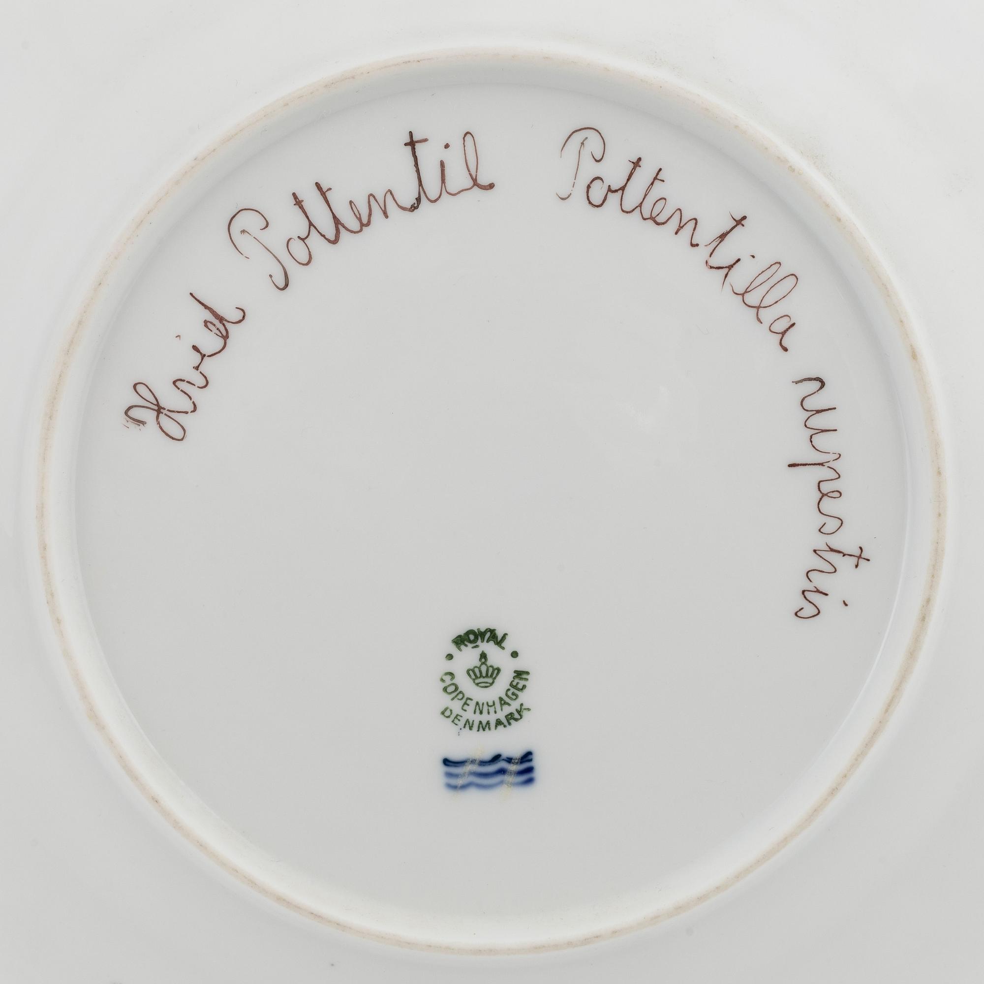 Royal Copenhagen, three 'Flora Danica' plates.