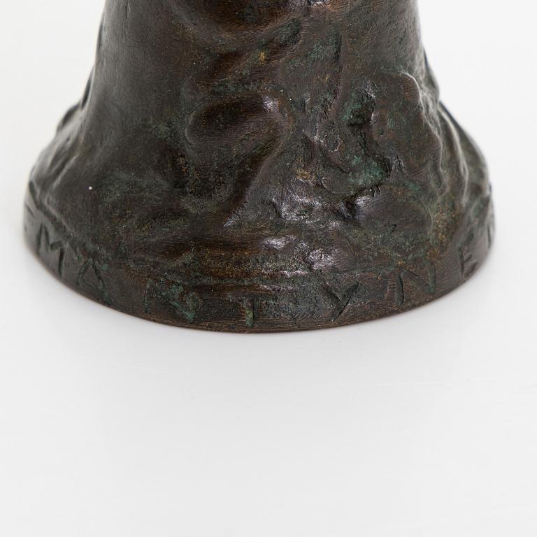 Jussi Mäntynen, Lynx on a counter bell.