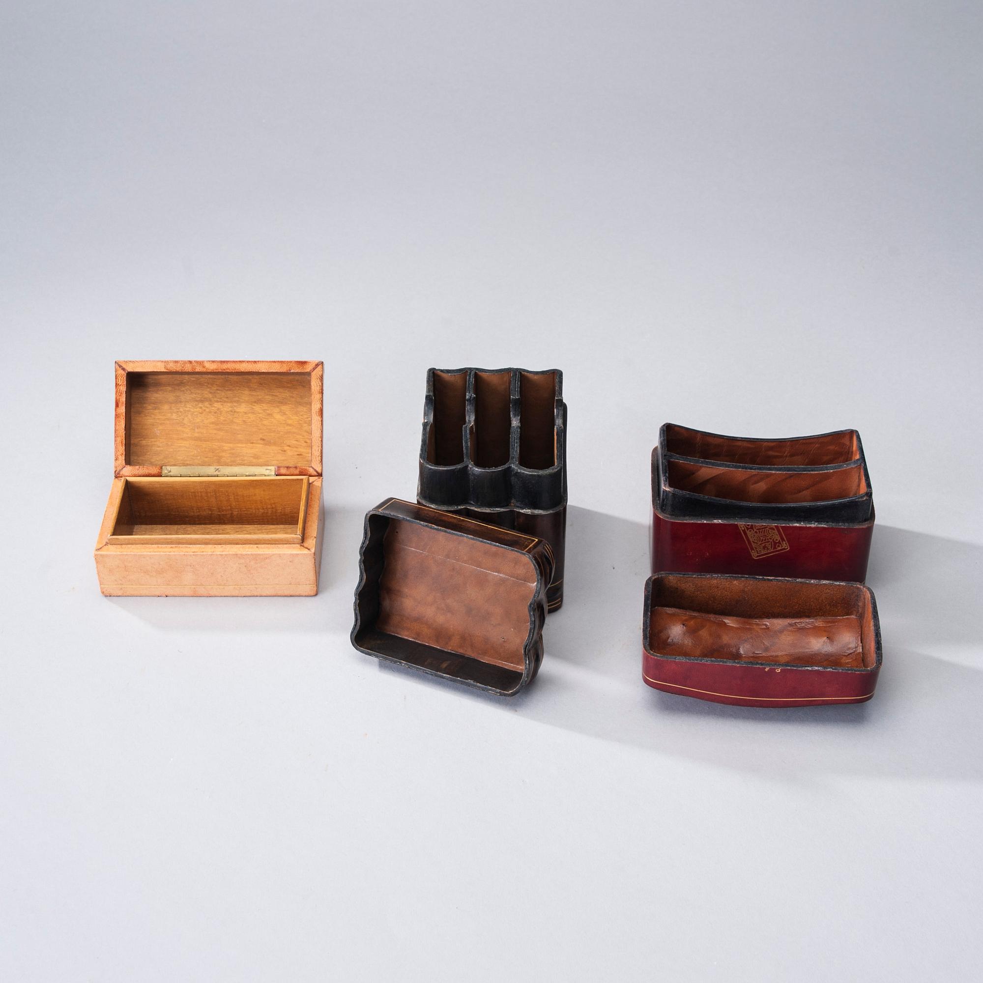 ETUIER, 3 st, läder, Italien, Frankrike 1900-tal.