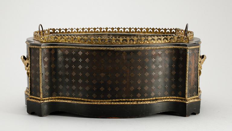 JARDINJÄR, Louis XVI-stil, 1800-tal.