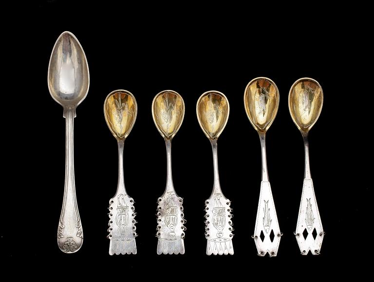 PARTI SILVER, 14 delar, bla Bernhard Wilhelm Ivarsson, Nyköping, 1836. Tot vikt ca 474g.