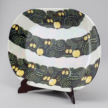 A ceramic dish by Birger Kaipiainen for RÖrstrand, numbered 79/500.