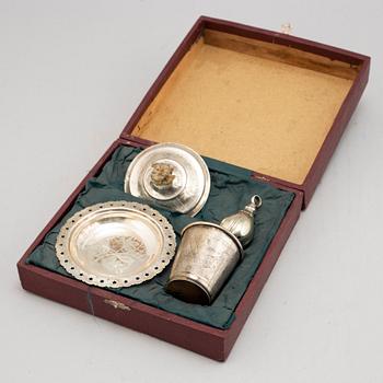 A gift case, 4 parts, silver, Otoman empire, around the year 1900.