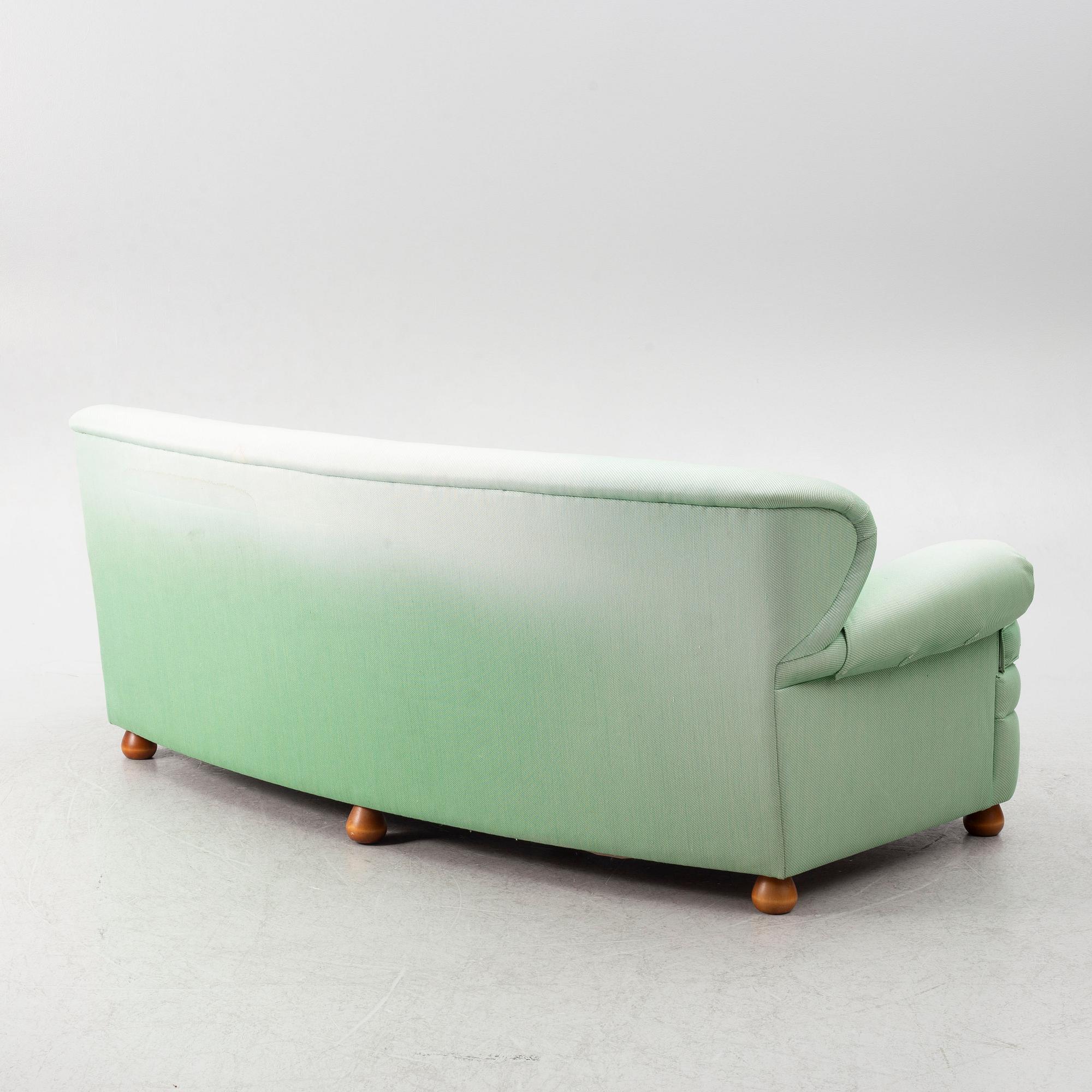 Josef Frank, model 968 sofa, Firma Svenskt Tenn.