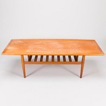 A COFFEE TABLE, design Grete Jalk, Glostrup Möbelfabrik.