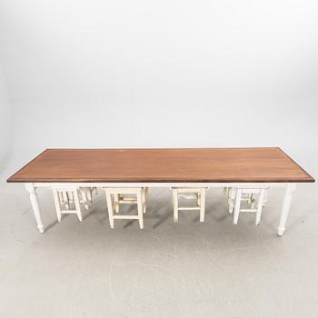 Table with stools (8 pcs) modern production.