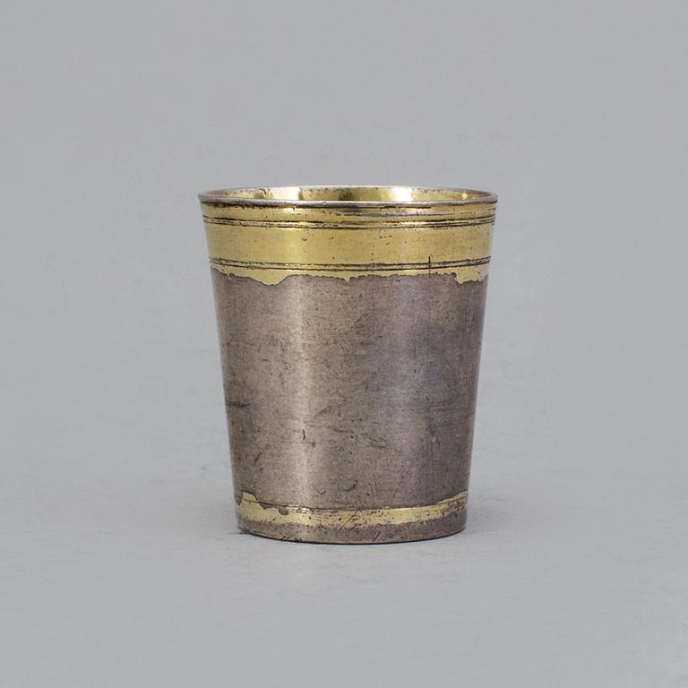 MINIATYRBÄGARE, silver, ostämplad,  Sverige 1600-talts slut/1700-talets början. Karolinsk.