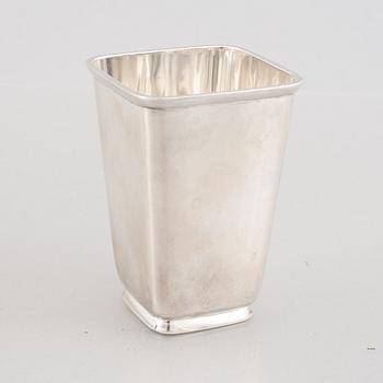 A Swedish Sterling Silver Vase, mark of Åke Strömdahl, for Hugo Strömdahl AB, Stockholm 1953.