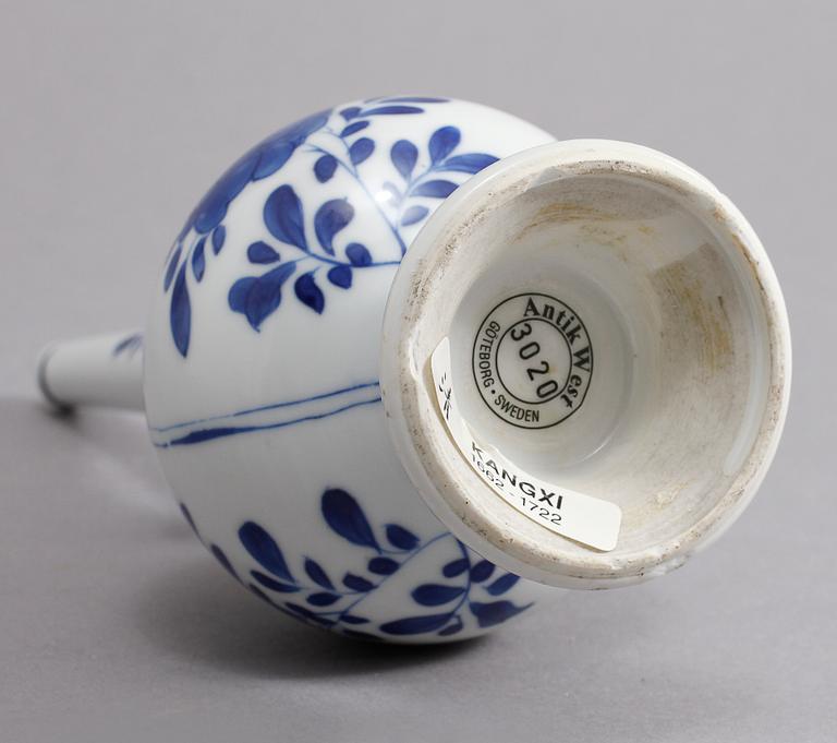 VATTENDROPPARE, porslin, Kina, Kangxi (1662-1722).