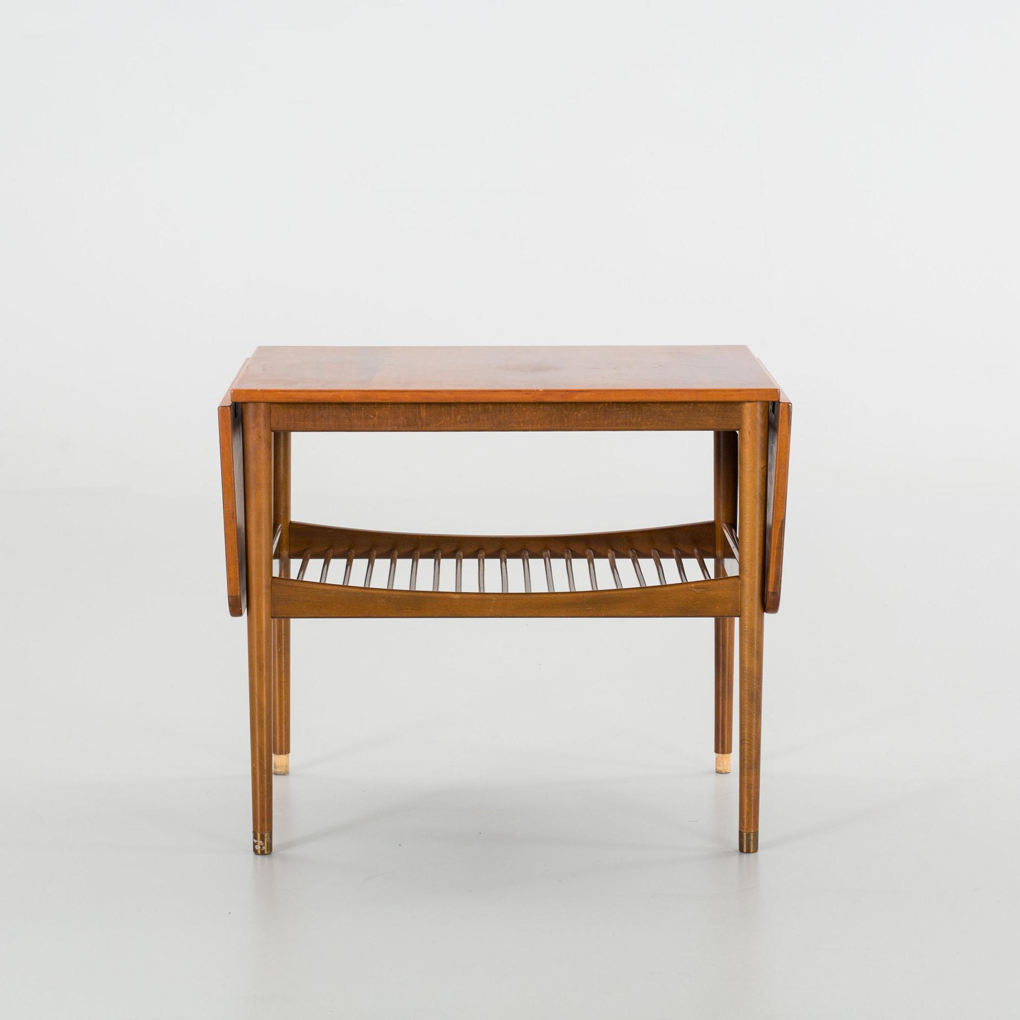 FINN JUHL, soffbord med klaffar, 1900-talets mitt,